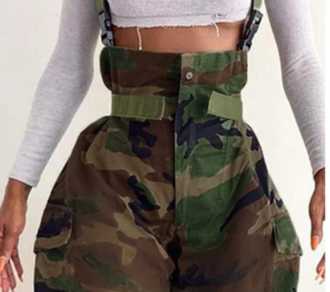 Camo overall  jumper